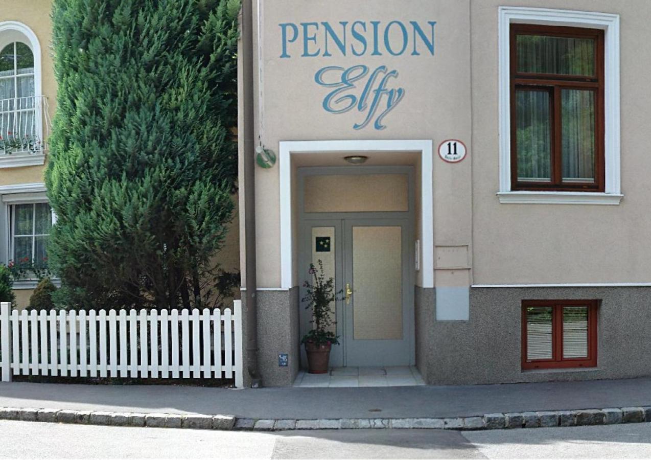 Pension Elfy 바덴 외부 사진